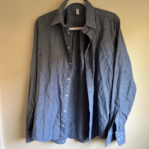 American Apparel Button Down - Picture 1 of 3